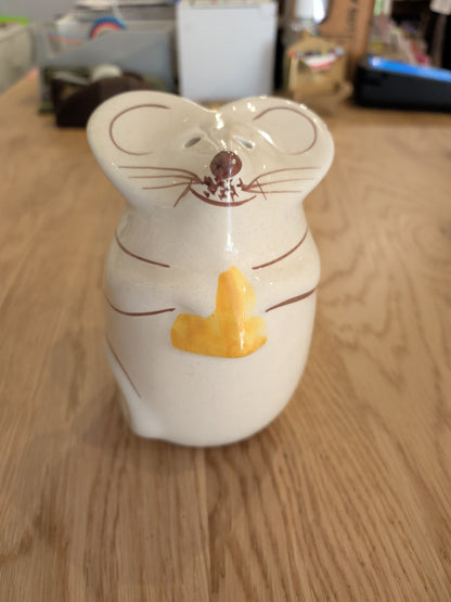 Mouse with Cheese Parmesan Shaker (as is)