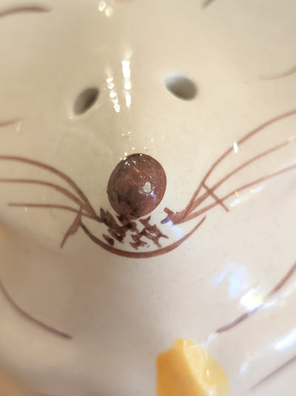 Mouse with Cheese Parmesan Shaker (as is)
